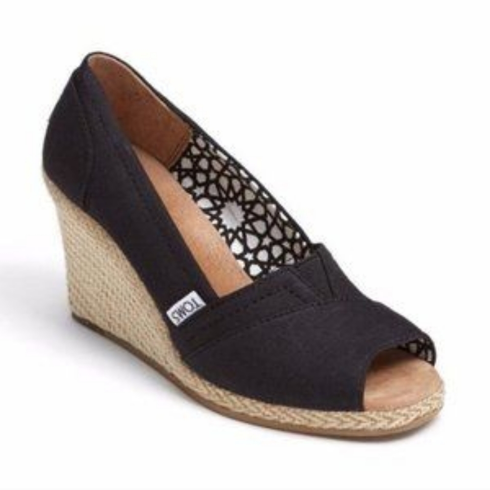 TOMS Calypso Black Canvas Peep Toe Wedges Size 8.5